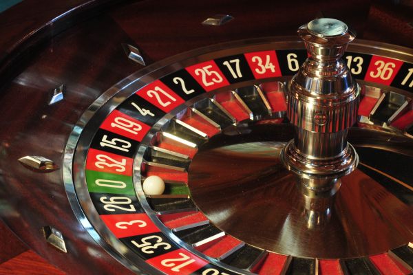 Tipos de ruleta europea, americana y francesa para aplicar estrategias para ganar en la ruleta